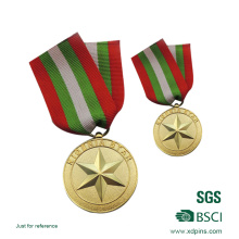 Medalla de emblema de honor en relieve Solider en relieve